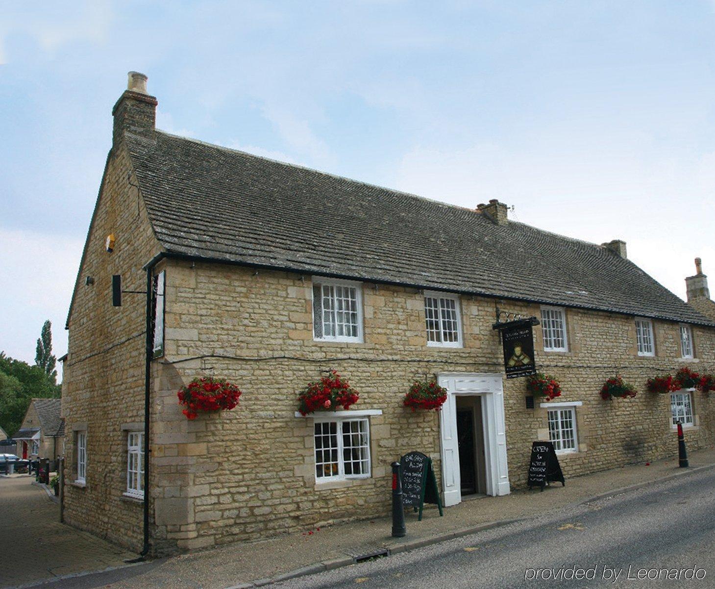 Queens Head Inn Nassington Esterno foto