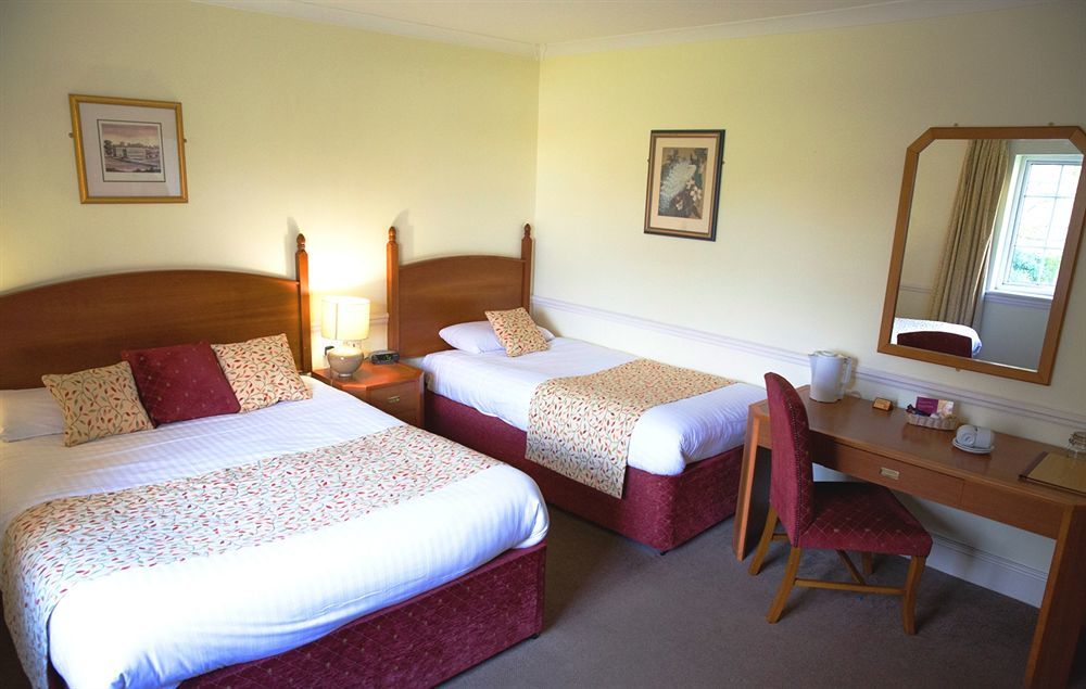 Queens Head Inn Nassington Esterno foto