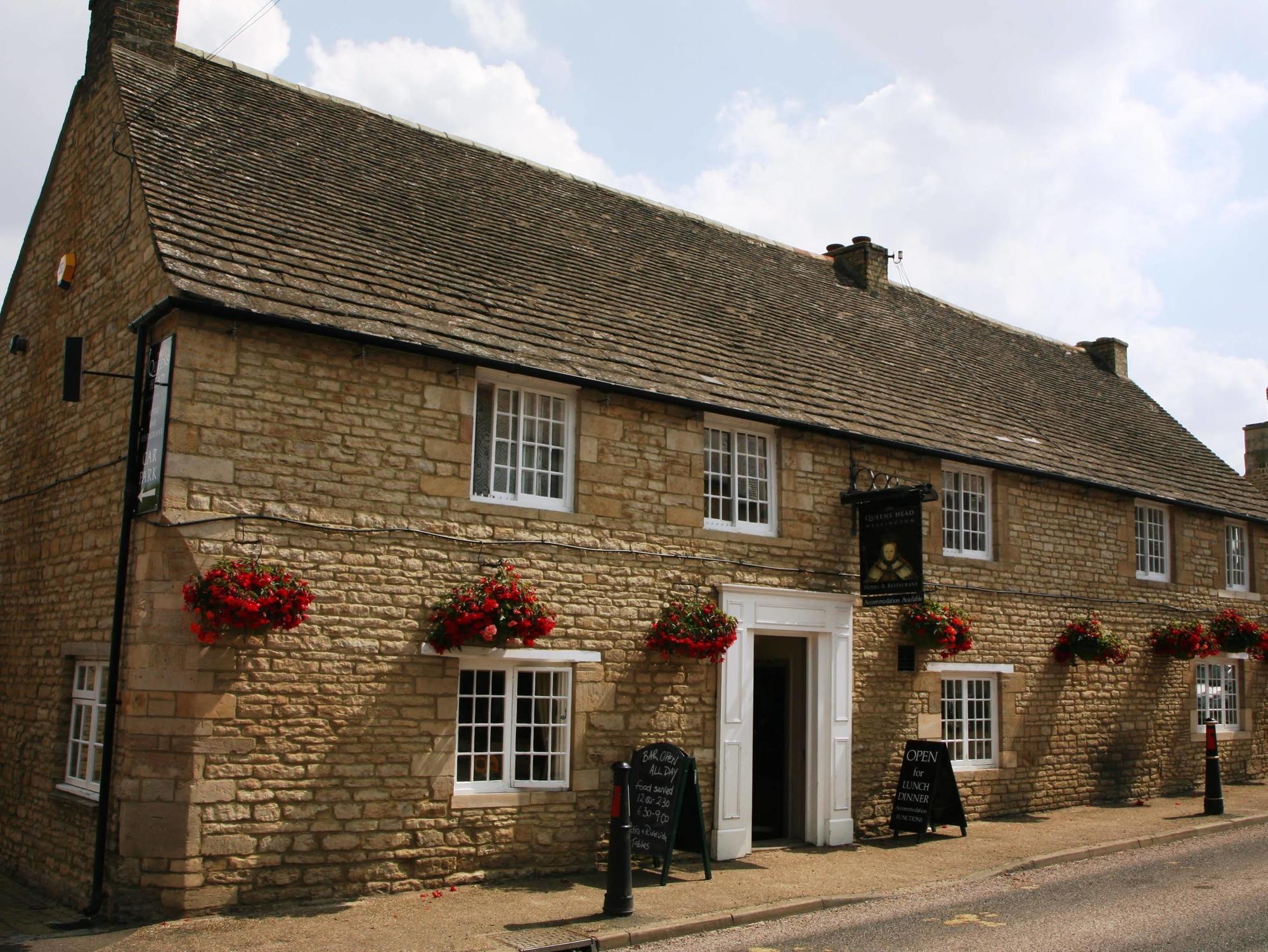 Queens Head Inn Nassington Esterno foto
