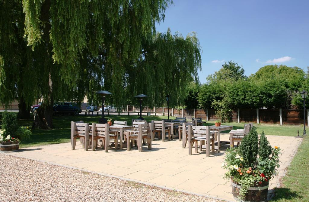 Queens Head Inn Nassington Esterno foto