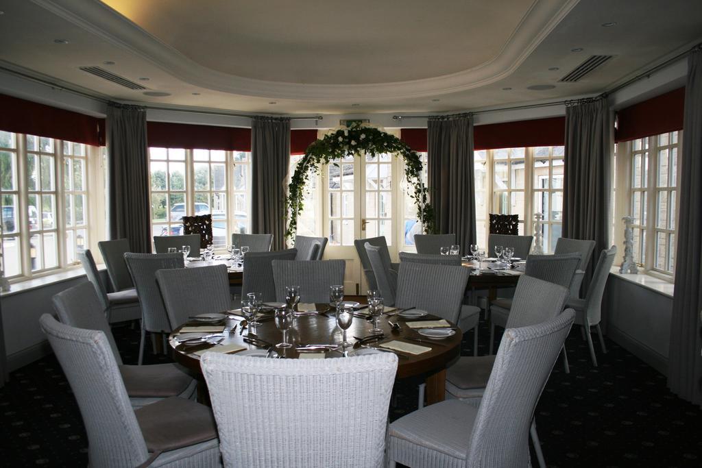 Queens Head Inn Nassington Esterno foto